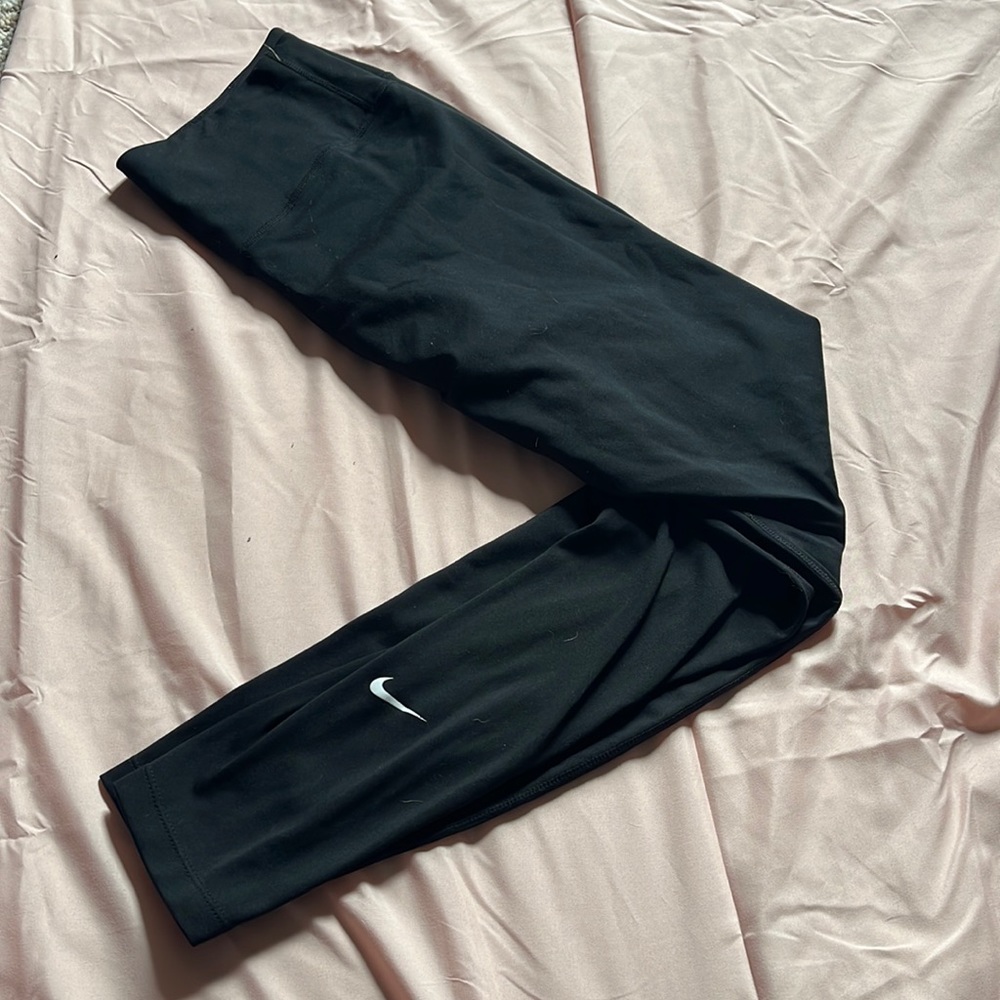 black nike leggings